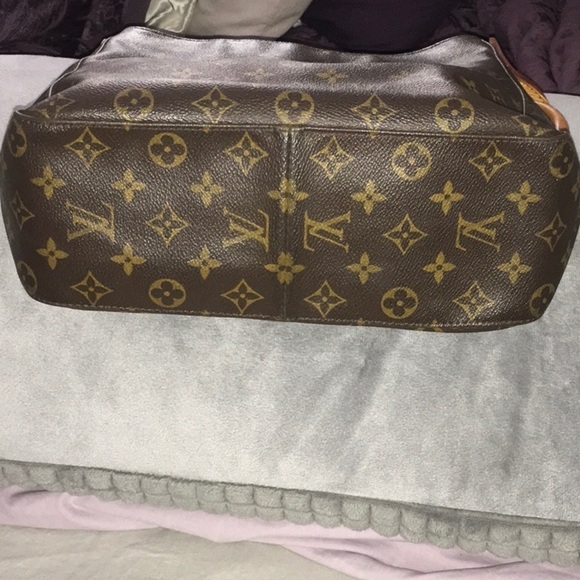 Louis Vuitton Looping GM - Picture 3 of 10